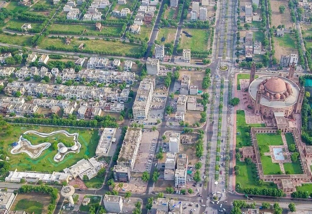 Bahria Town Lahore